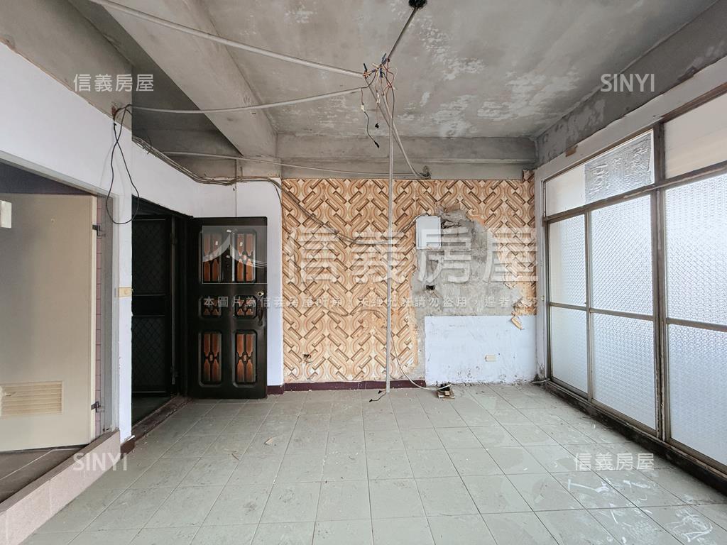 正中清路醫美診所金透店房屋室內格局與周邊環境