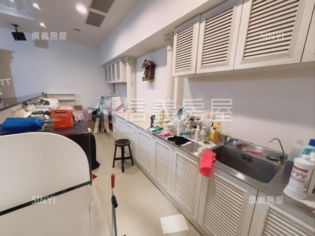 未來２１住店合一店面房屋室內格局與周邊環境