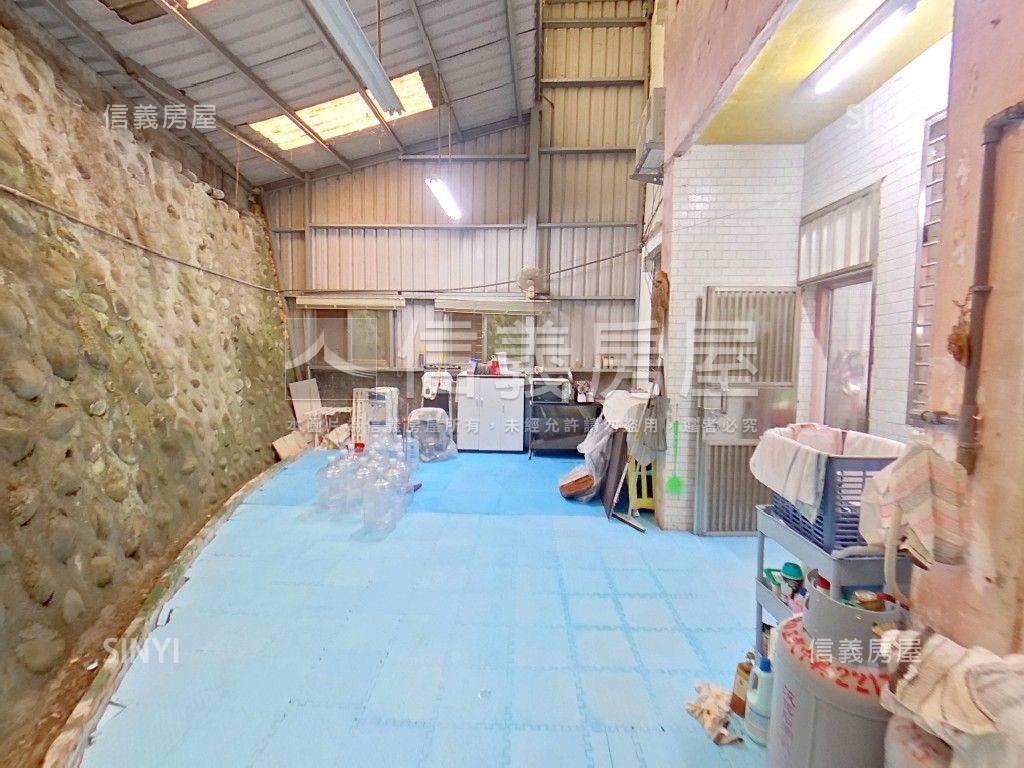 長春路名人鄉村透天房屋室內格局與周邊環境