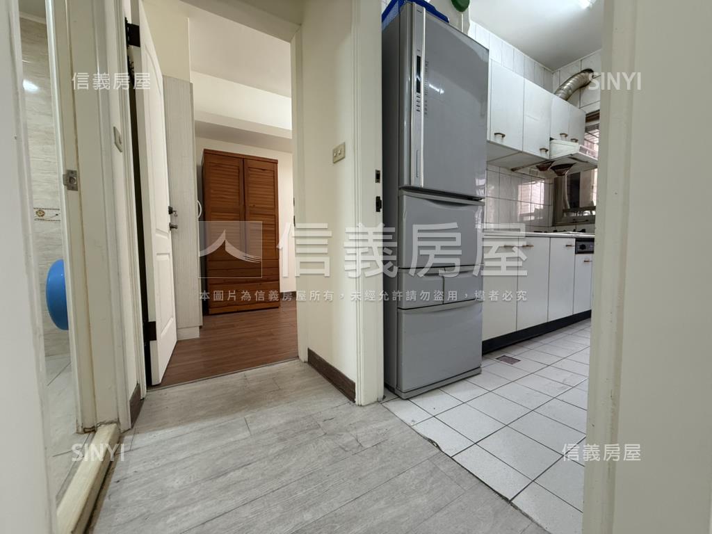 南區｜華園｜３房車位房屋室內格局與周邊環境