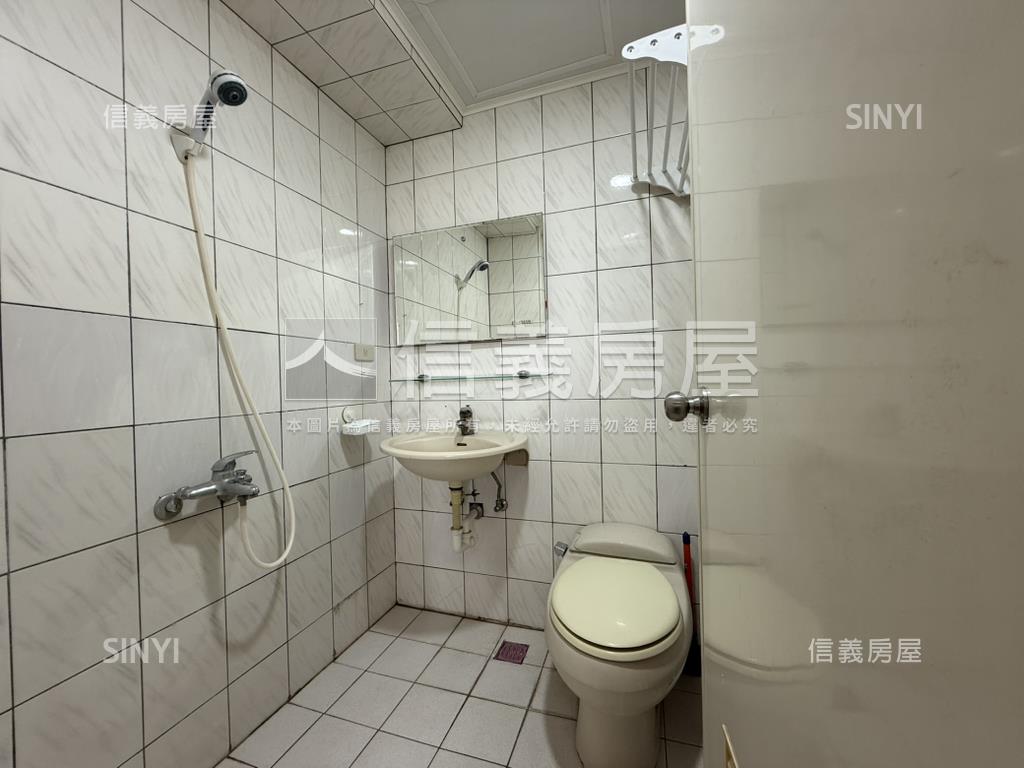 南區｜華園｜３房車位房屋室內格局與周邊環境