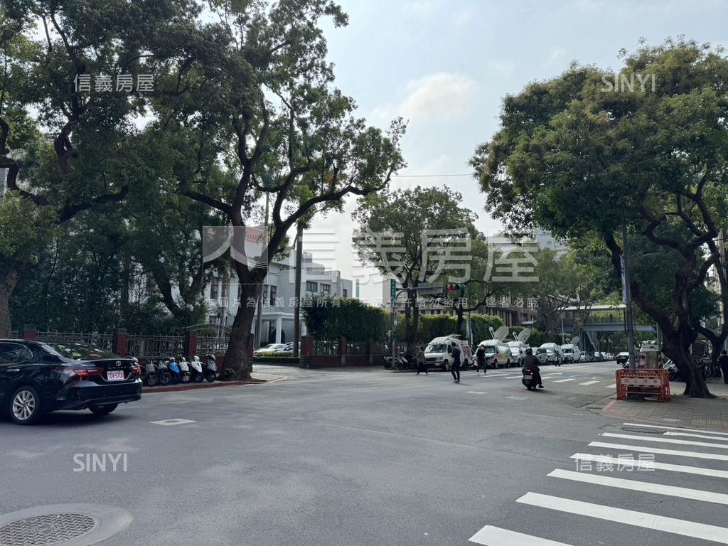 廣隆美廈立院特區房屋室內格局與周邊環境