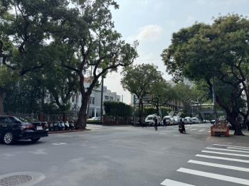 廣隆美廈立院特區