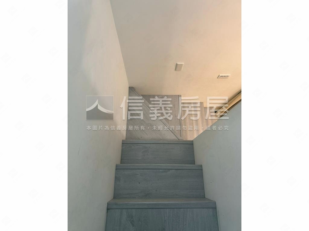 新莊低總價美屋附車位房屋室內格局與周邊環境