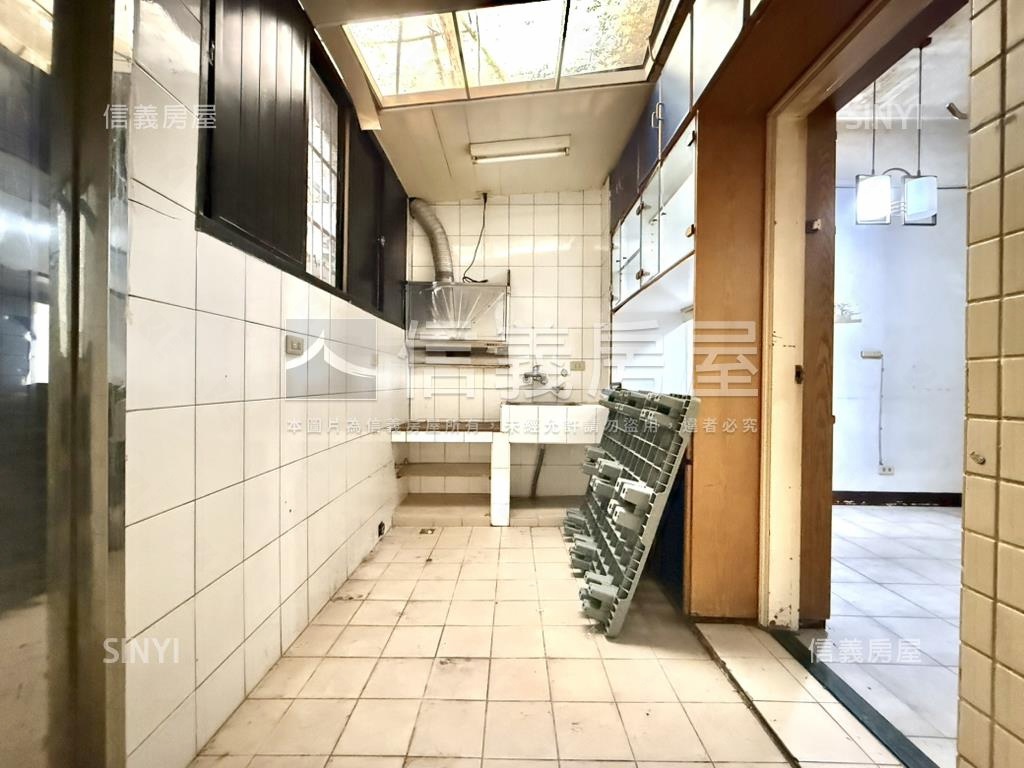 【新接】吳興世貿面寬一樓房屋室內格局與周邊環境