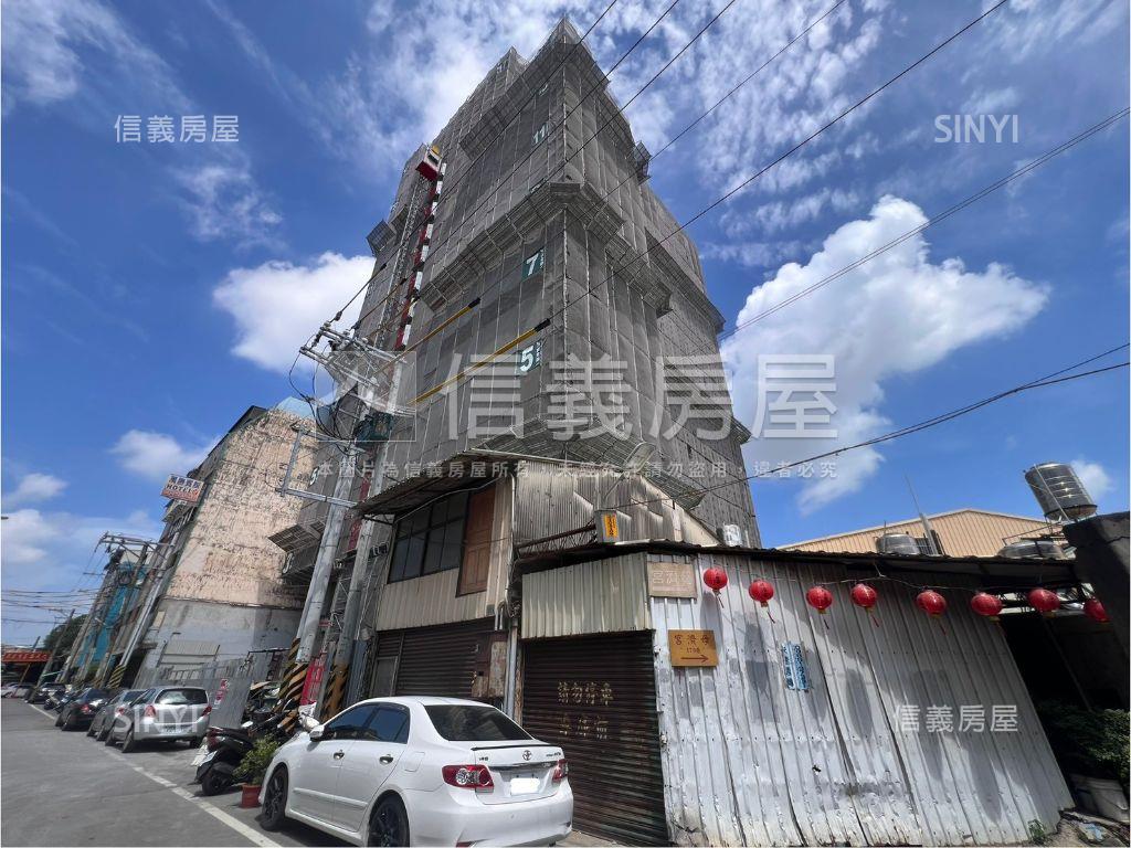 中正琢越★靚美三房附車位房屋室內格局與周邊環境