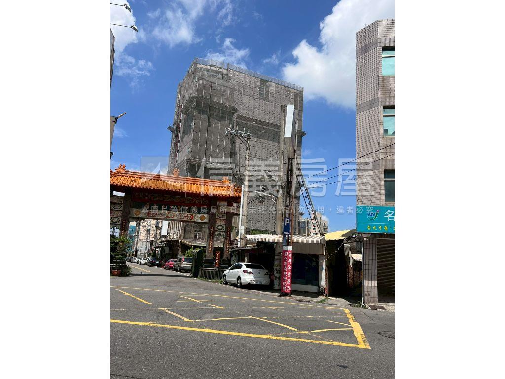 中正琢越★靚美三房附車位房屋室內格局與周邊環境