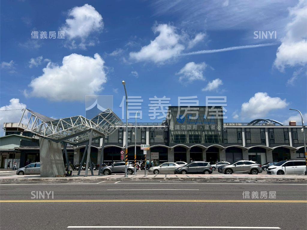 中正琢越★靚美三房附車位房屋室內格局與周邊環境