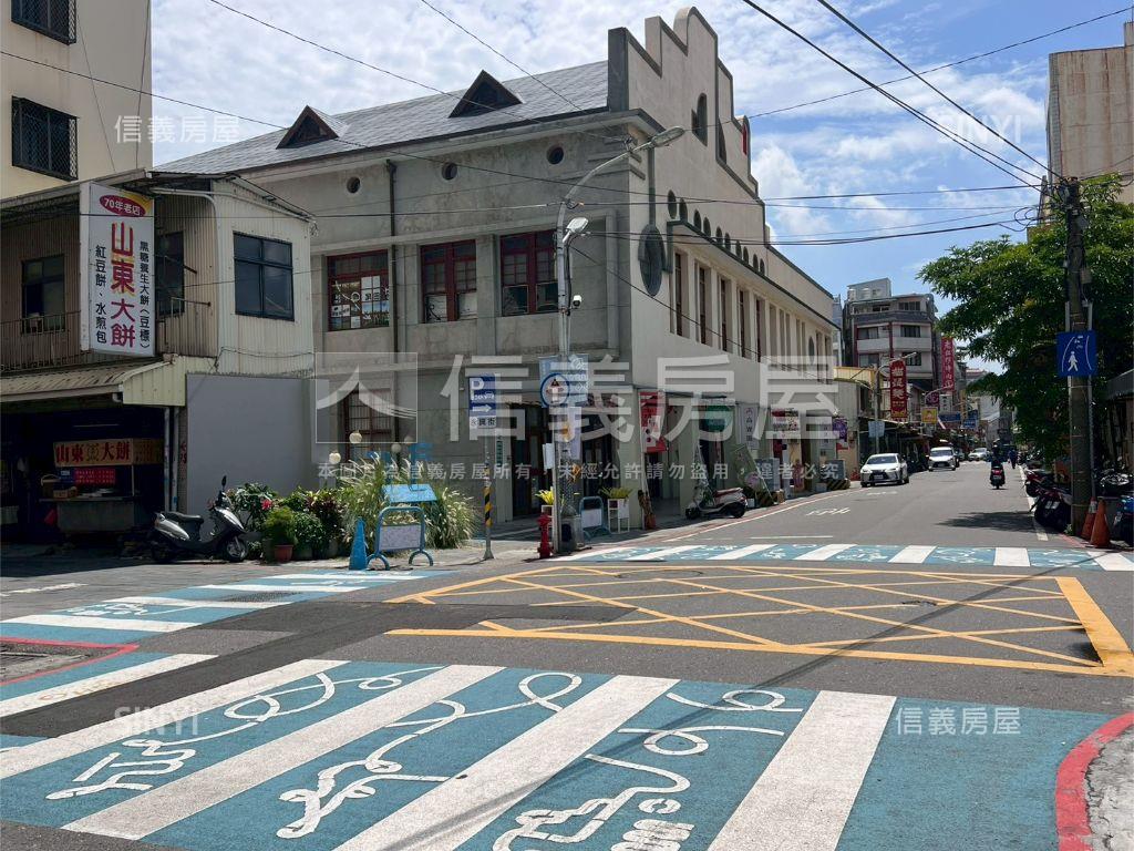 中正琢越★靚美三房附車位房屋室內格局與周邊環境