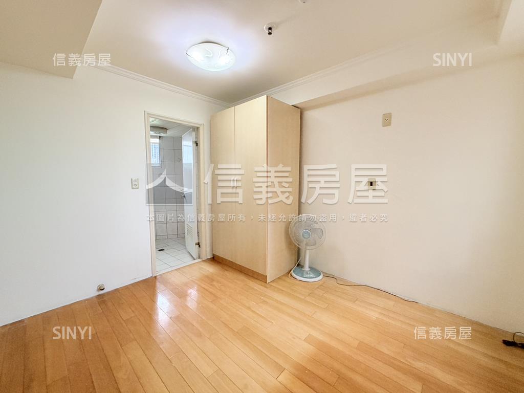 大坪林河岸景觀三房房屋室內格局與周邊環境