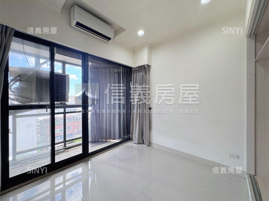 舞墨三房平車四陽台採光佳房屋室內格局與周邊環境