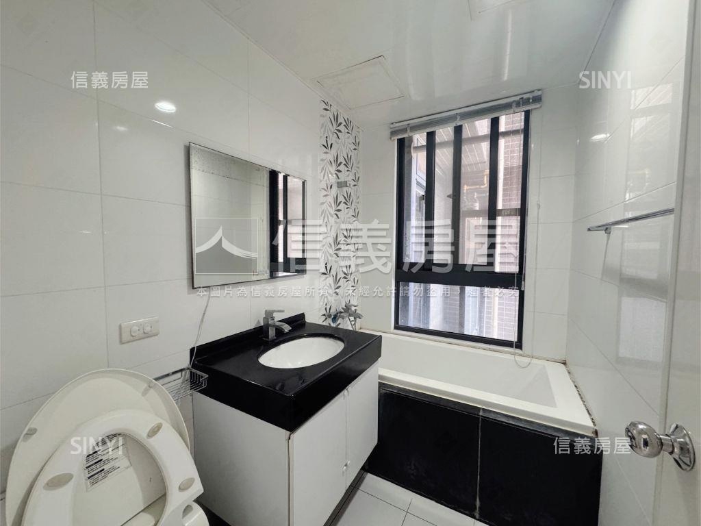 舞墨三房平車四陽台採光佳房屋室內格局與周邊環境