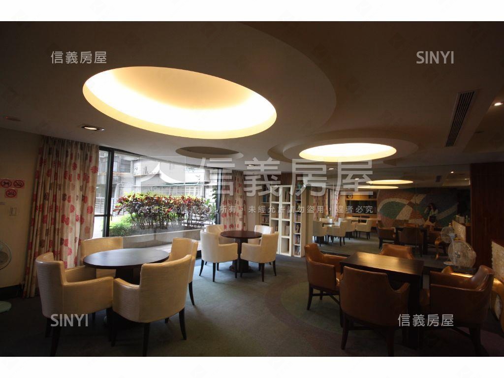 陽光市府．高更套房房屋室內格局與周邊環境