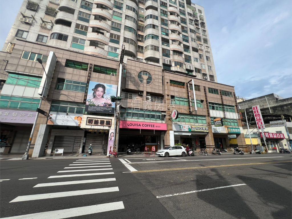 正彰美路約八米九面寬金店房屋室內格局與周邊環境