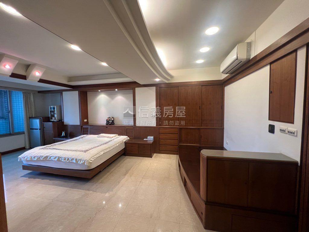 正彰美路約八米九面寬金店房屋室內格局與周邊環境