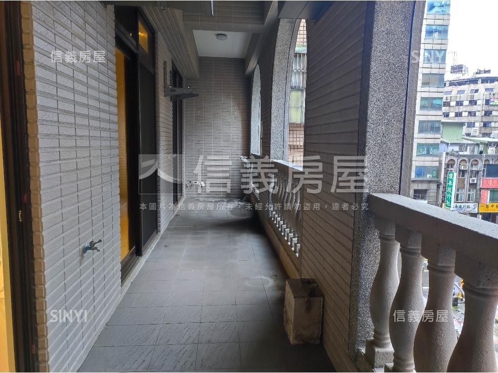 桃園火車站整棟商辦房屋室內格局與周邊環境