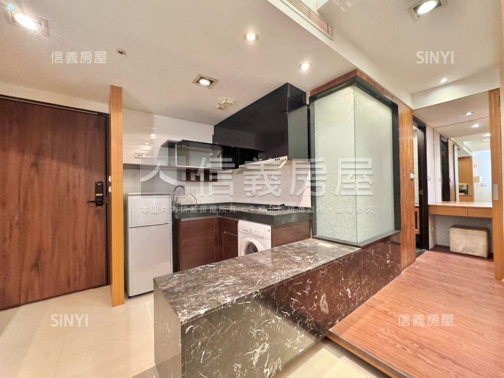 誠售！世界之心高樓平車房屋室內格局與周邊環境