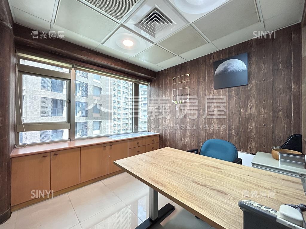 棟樑高樓景觀辦公室房屋室內格局與周邊環境