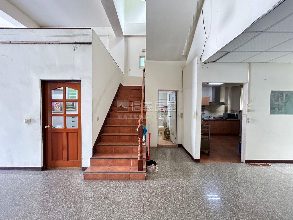 稀有震後大村１５０坪廠房房屋室內格局與周邊環境
