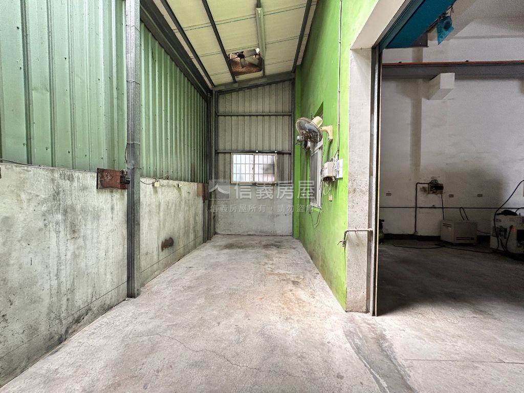 稀有震後大村１５０坪廠房房屋室內格局與周邊環境