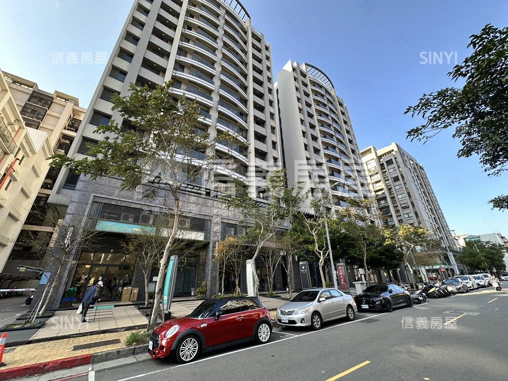 科大生活圈鑽石金店面房屋室內格局與周邊環境