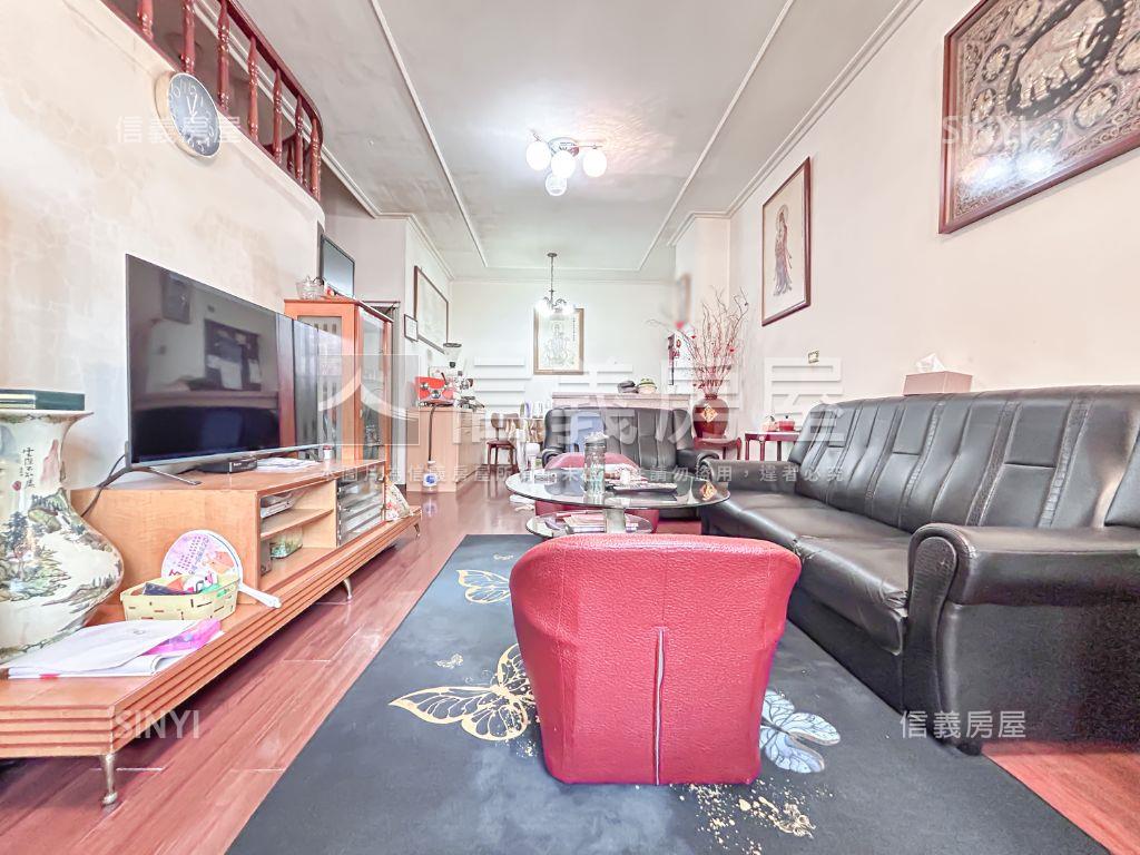 世代名門●挑高四房大空間房屋室內格局與周邊環境