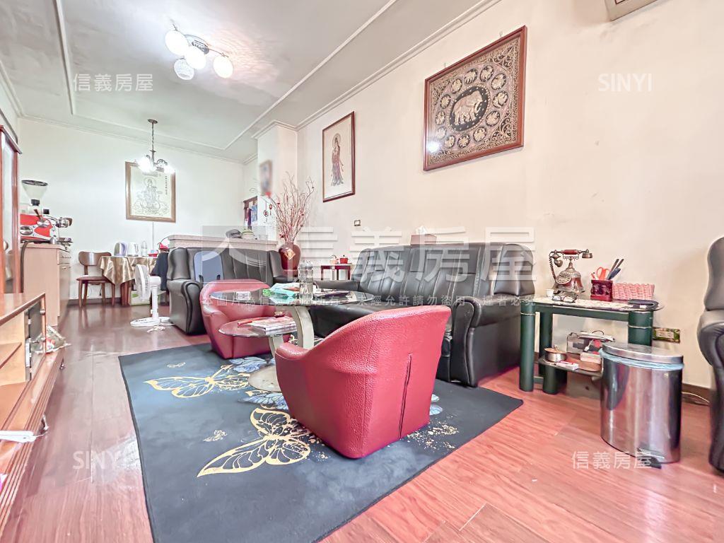 世代名門●挑高四房大空間房屋室內格局與周邊環境