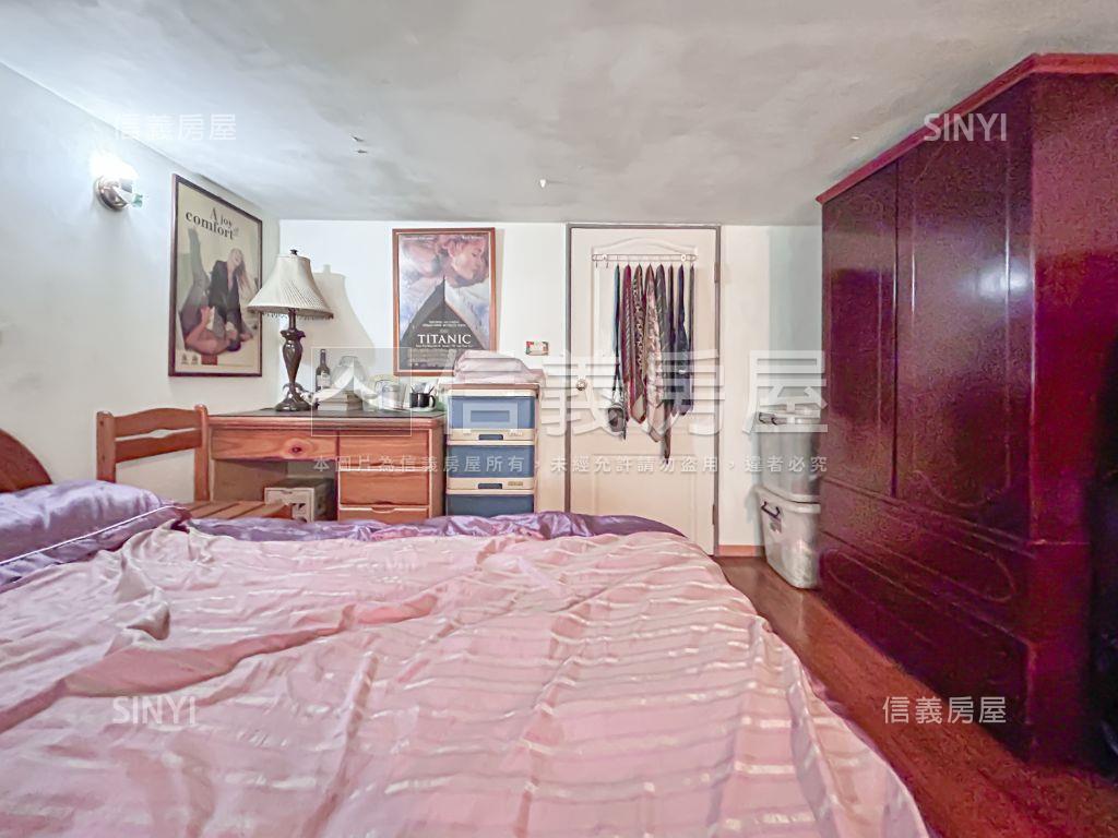 世代名門●挑高四房大空間房屋室內格局與周邊環境