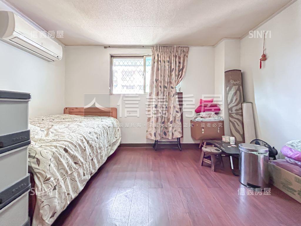 世代名門●挑高四房大空間房屋室內格局與周邊環境