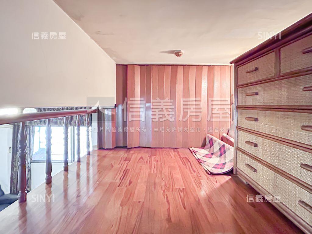 世代名門●挑高四房大空間房屋室內格局與周邊環境