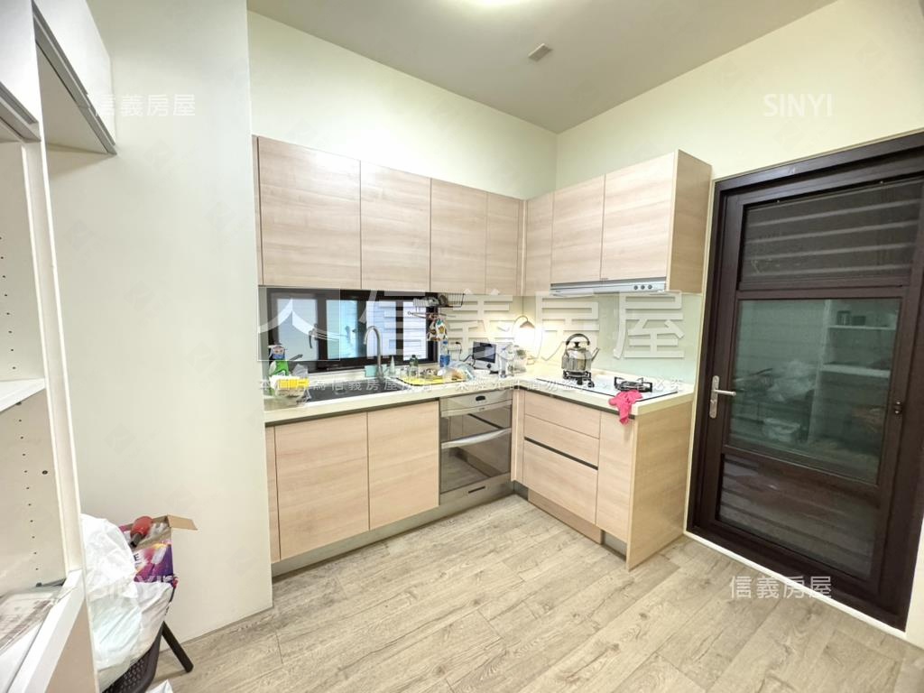 立新學區視野戶三房平車房屋室內格局與周邊環境