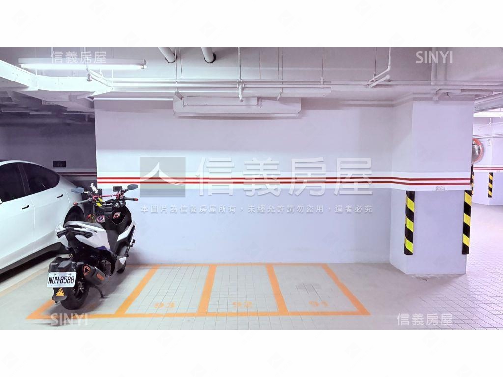 科大賀景觀成功國中美三房房屋室內格局與周邊環境