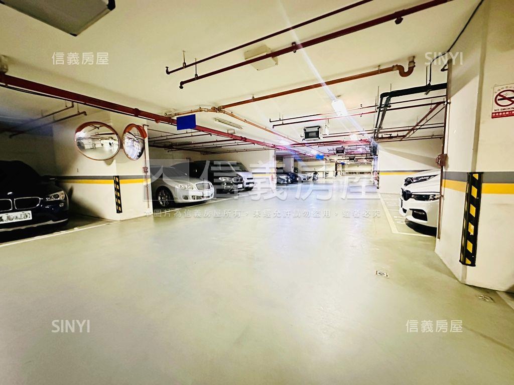 麒園好停車坡平車位房屋室內格局與周邊環境