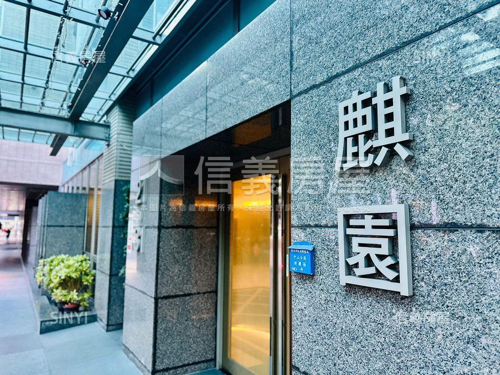 麒園好停車坡平車位房屋室內格局與周邊環境