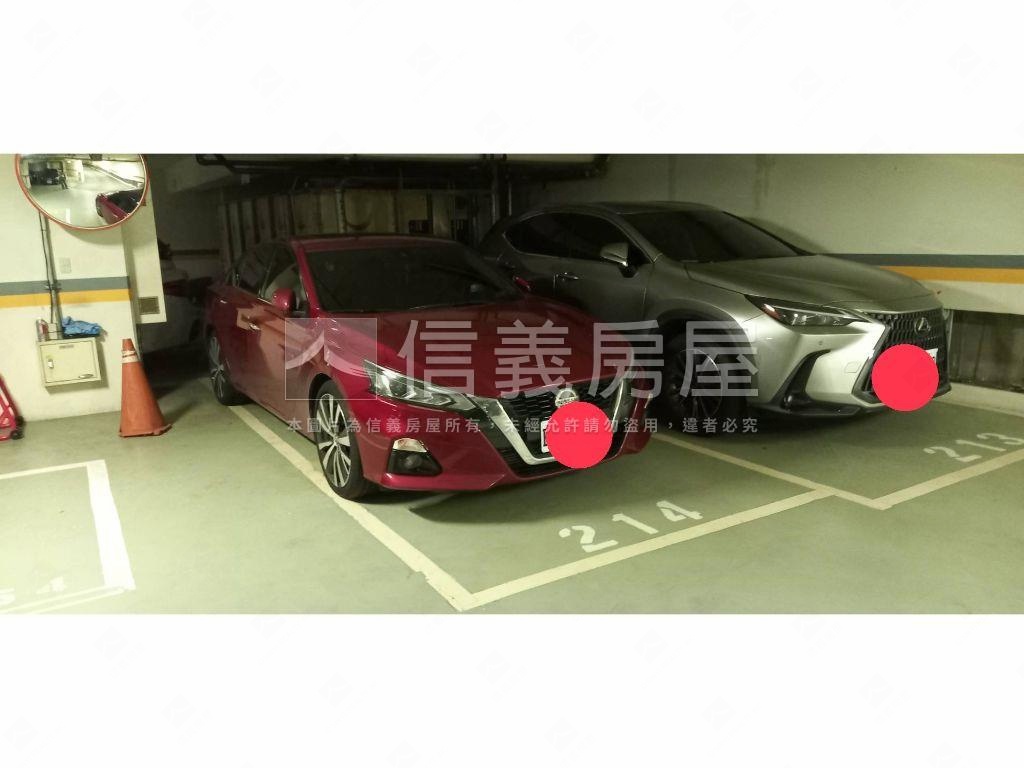 麒園好停車坡平車位房屋室內格局與周邊環境