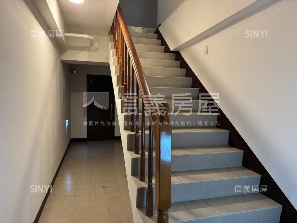 青埔東方文華２房美居房屋室內格局與周邊環境