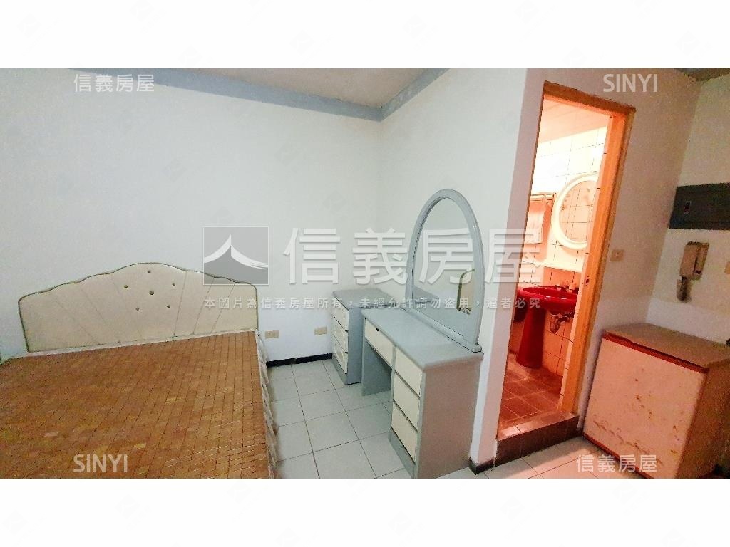 信義街鑽石美套房房屋室內格局與周邊環境