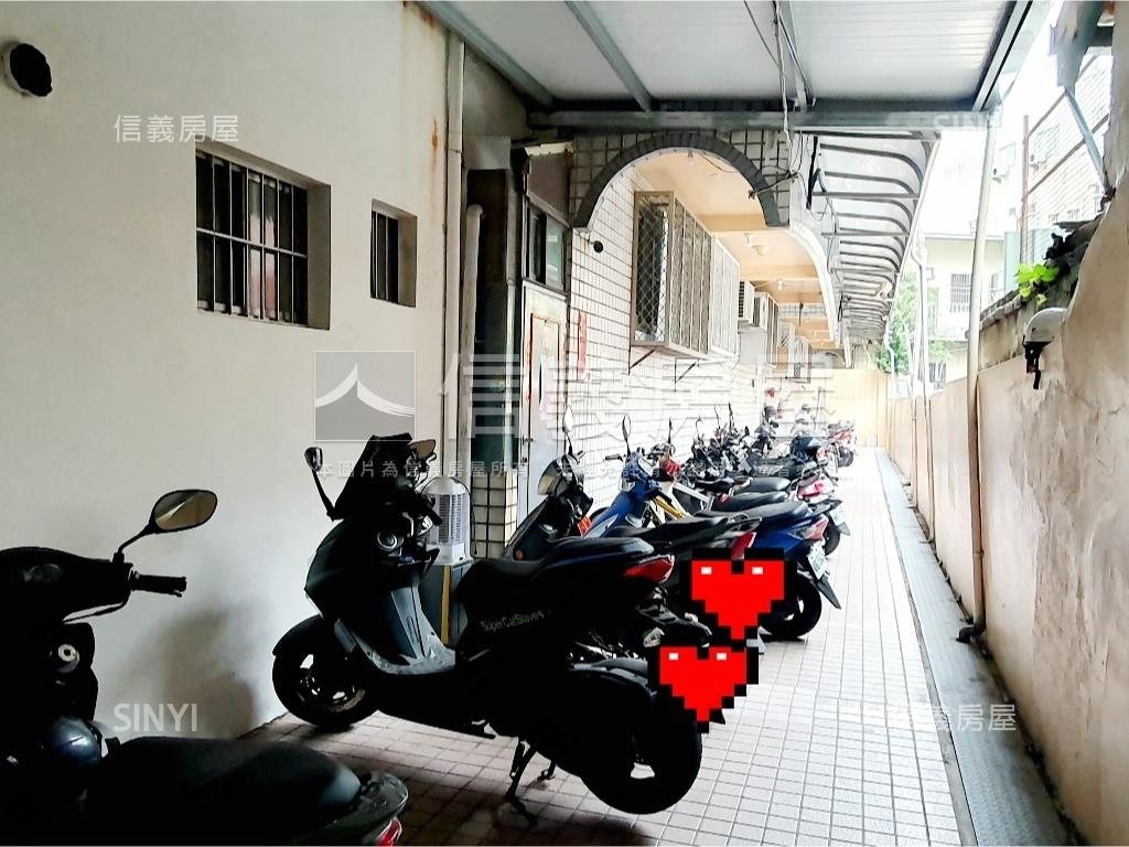 信義街鑽石美套房房屋室內格局與周邊環境
