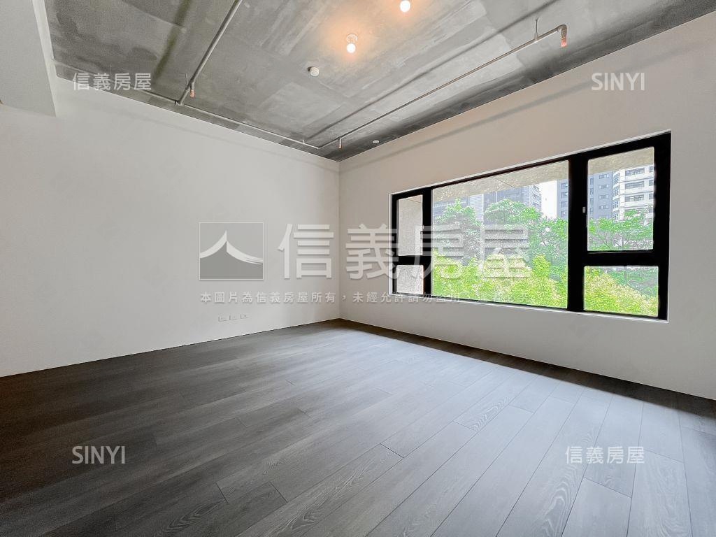國泰層峰面樹海稀有釋出房屋室內格局與周邊環境