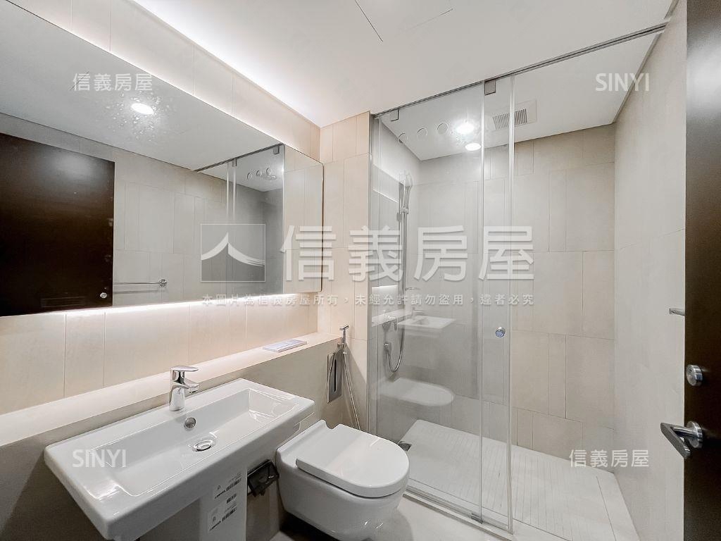 國泰層峰面樹海稀有釋出房屋室內格局與周邊環境