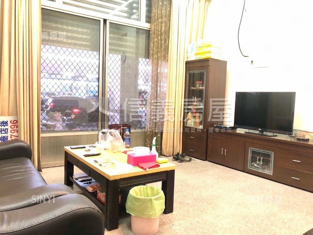 近軟體園區金店面房屋室內格局與周邊環境