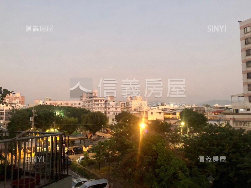 近軟體園區金店面房屋室內格局與周邊環境