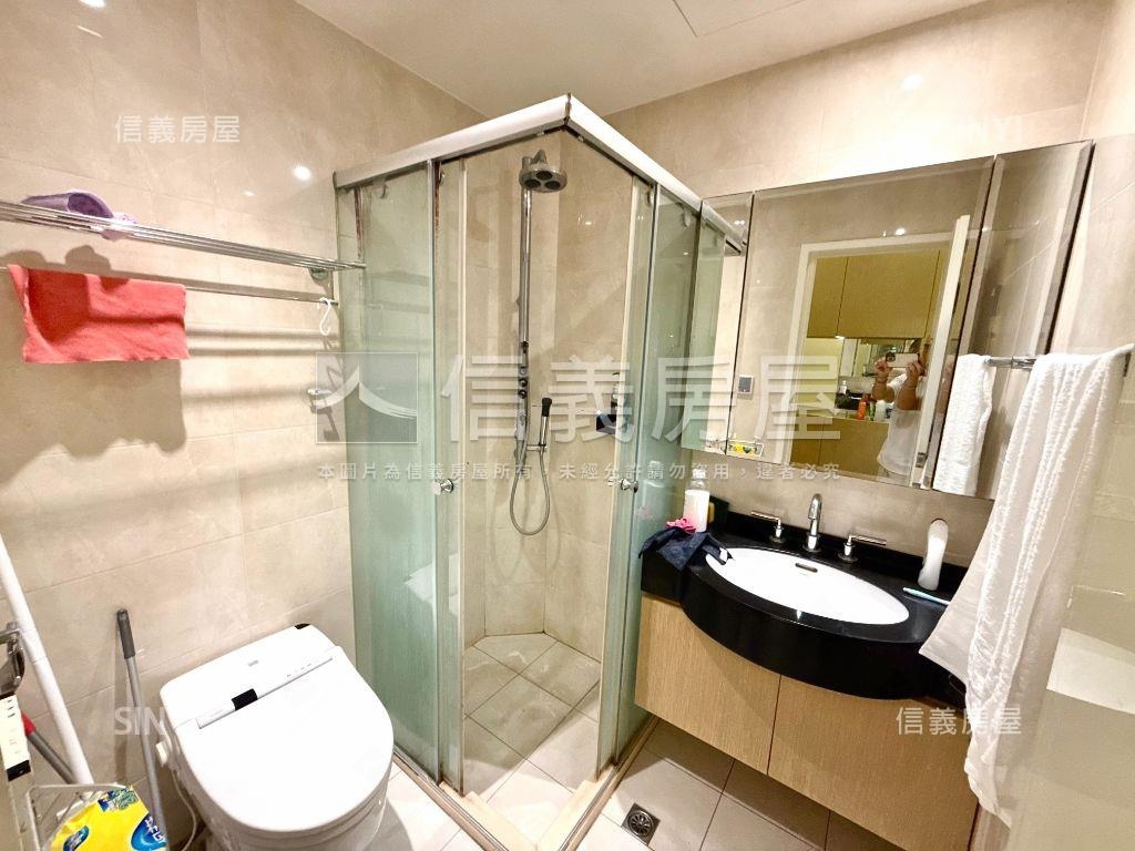 森美術採光平面車位房屋室內格局與周邊環境