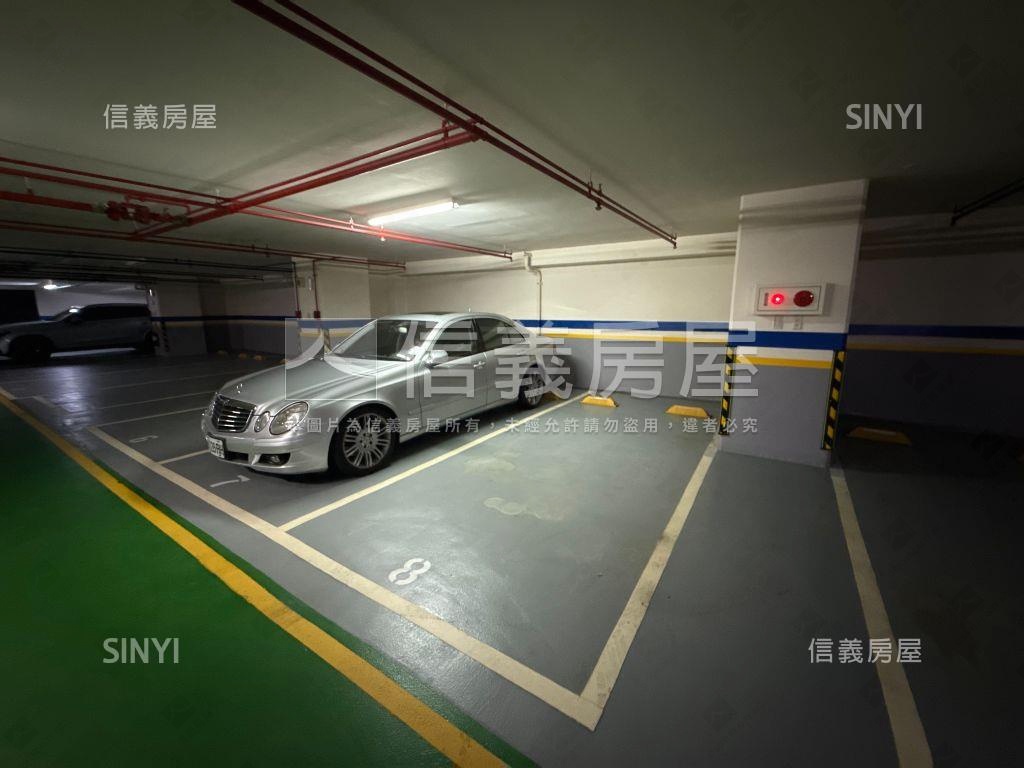 森美術採光平面車位房屋室內格局與周邊環境