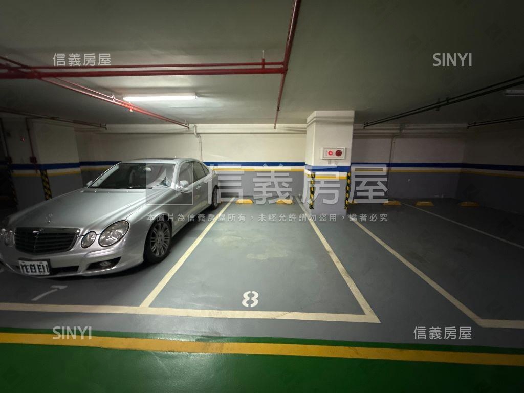 森美術採光平面車位房屋室內格局與周邊環境