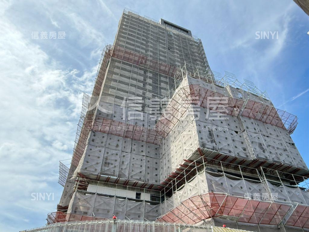 沐松琚稀有釋出一樓店面房屋室內格局與周邊環境