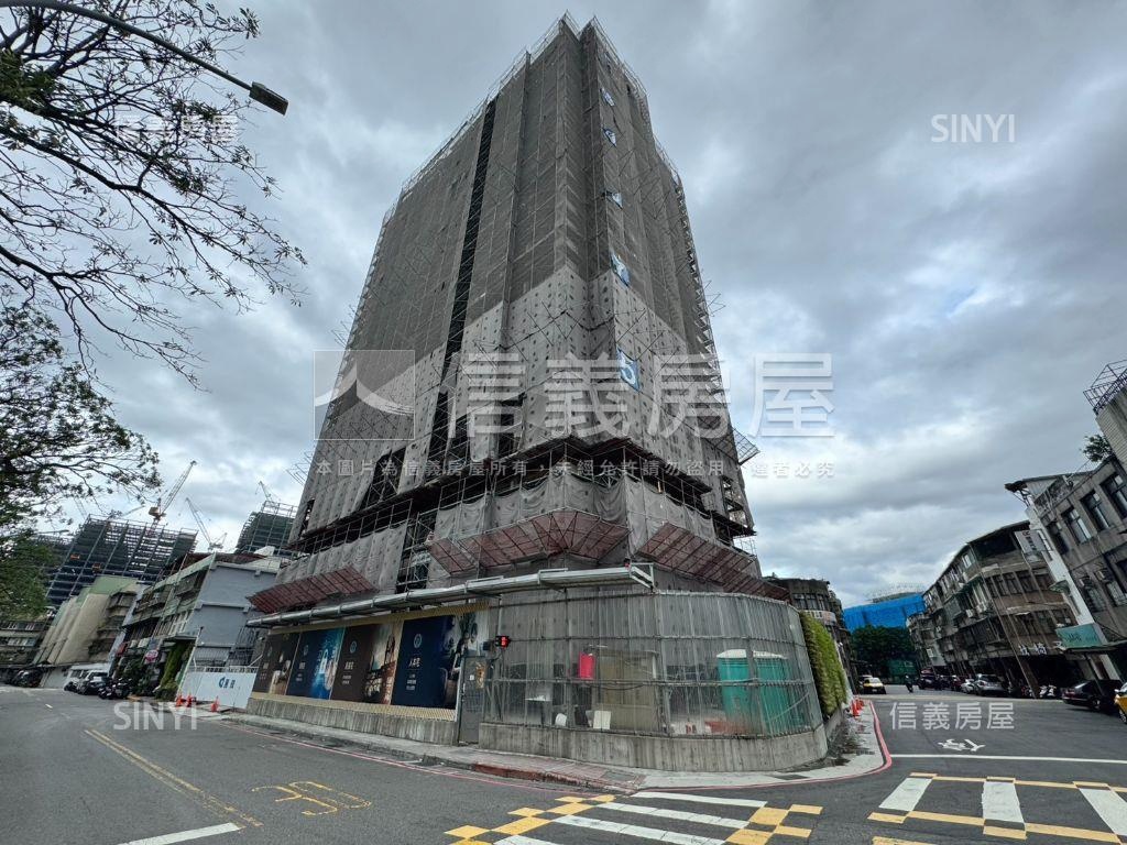 沐松琚稀有釋出一樓店面房屋室內格局與周邊環境