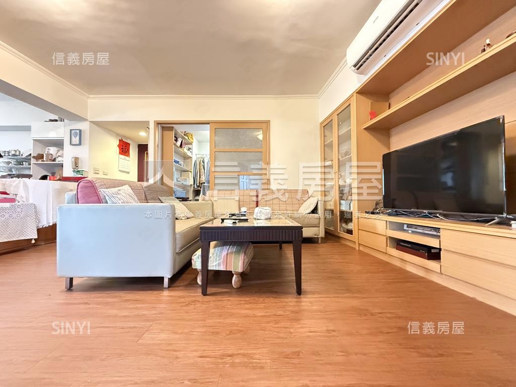 家樂福溫馨美三房房屋室內格局與周邊環境
