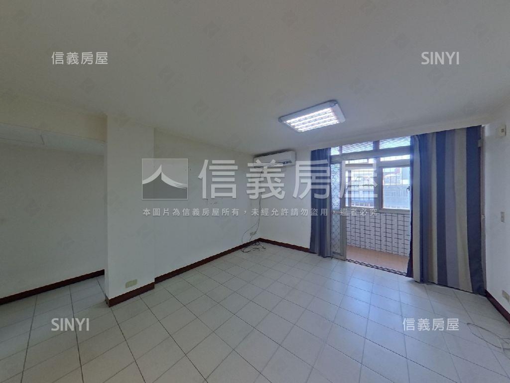 中央公寓海山捷運三房房屋室內格局與周邊環境