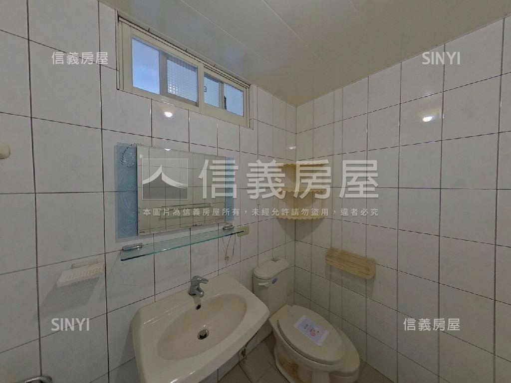 中央公寓海山捷運三房房屋室內格局與周邊環境